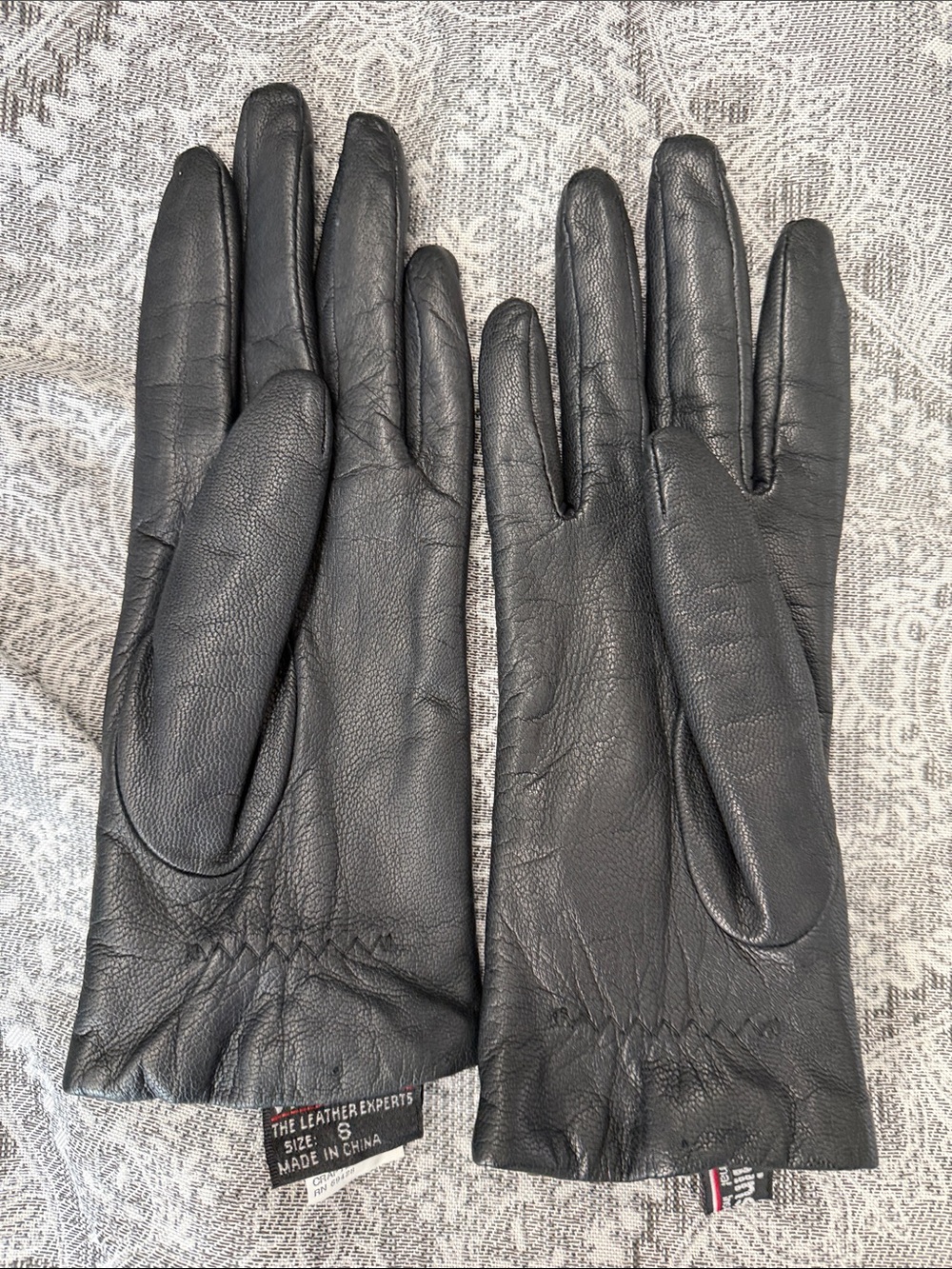 Wilson Black Leather Gloves - Size Small